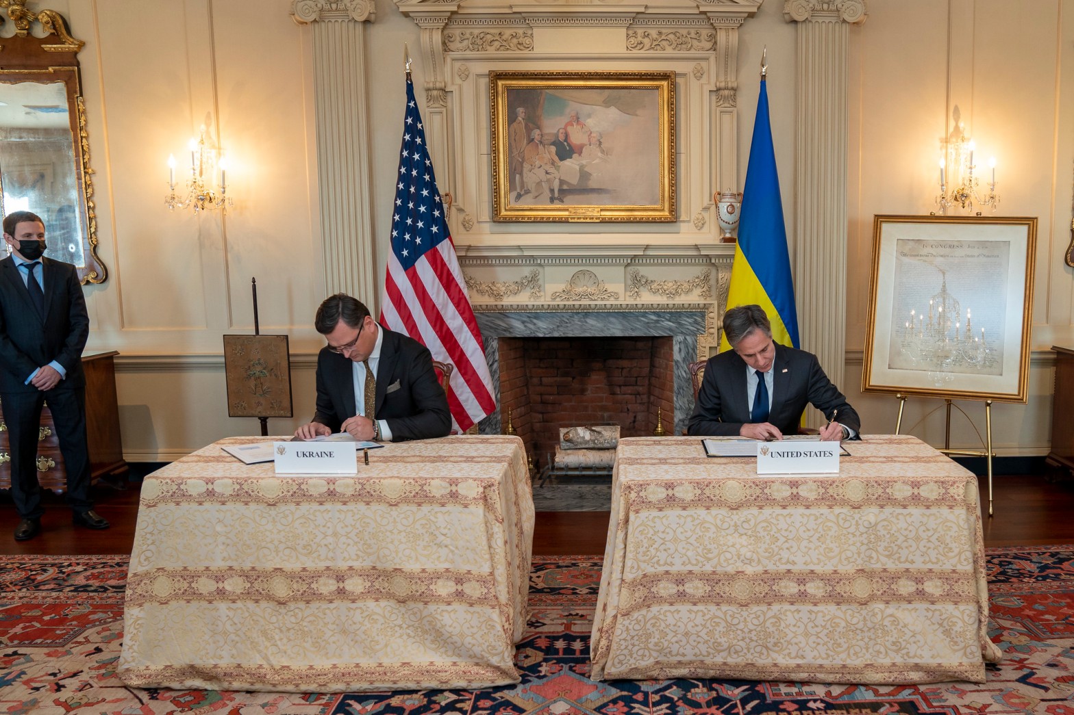 Secretary Blinken met with Foreign Minister Kuleba to sign the updated U.S.-Ukraine Strategic Charter/Source: https://www.flickr.com/photos/usembassykyiv/